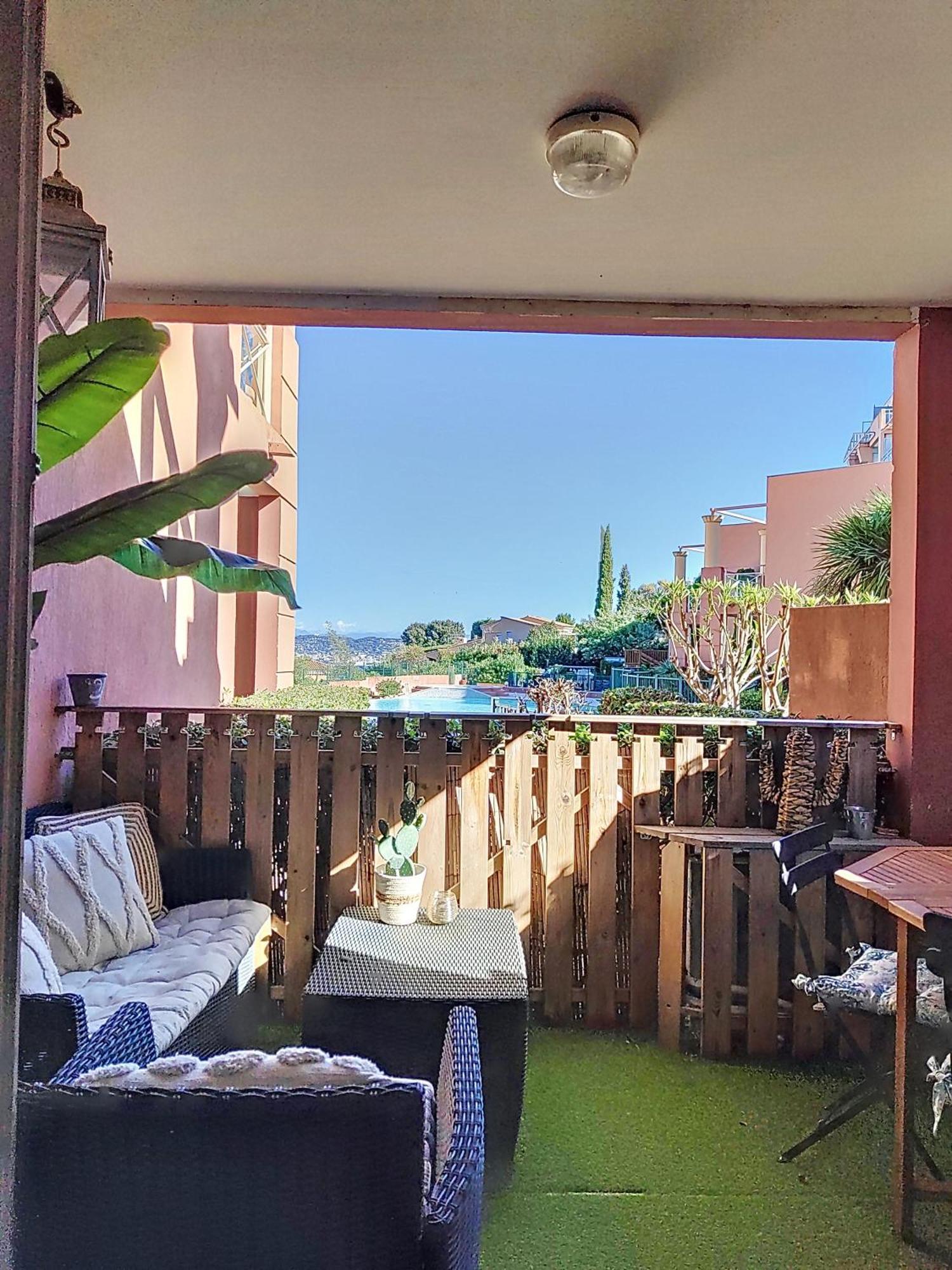 Vue Mer, Piscine, Free Parking Apartment Theoule-sur-Mer Exterior photo